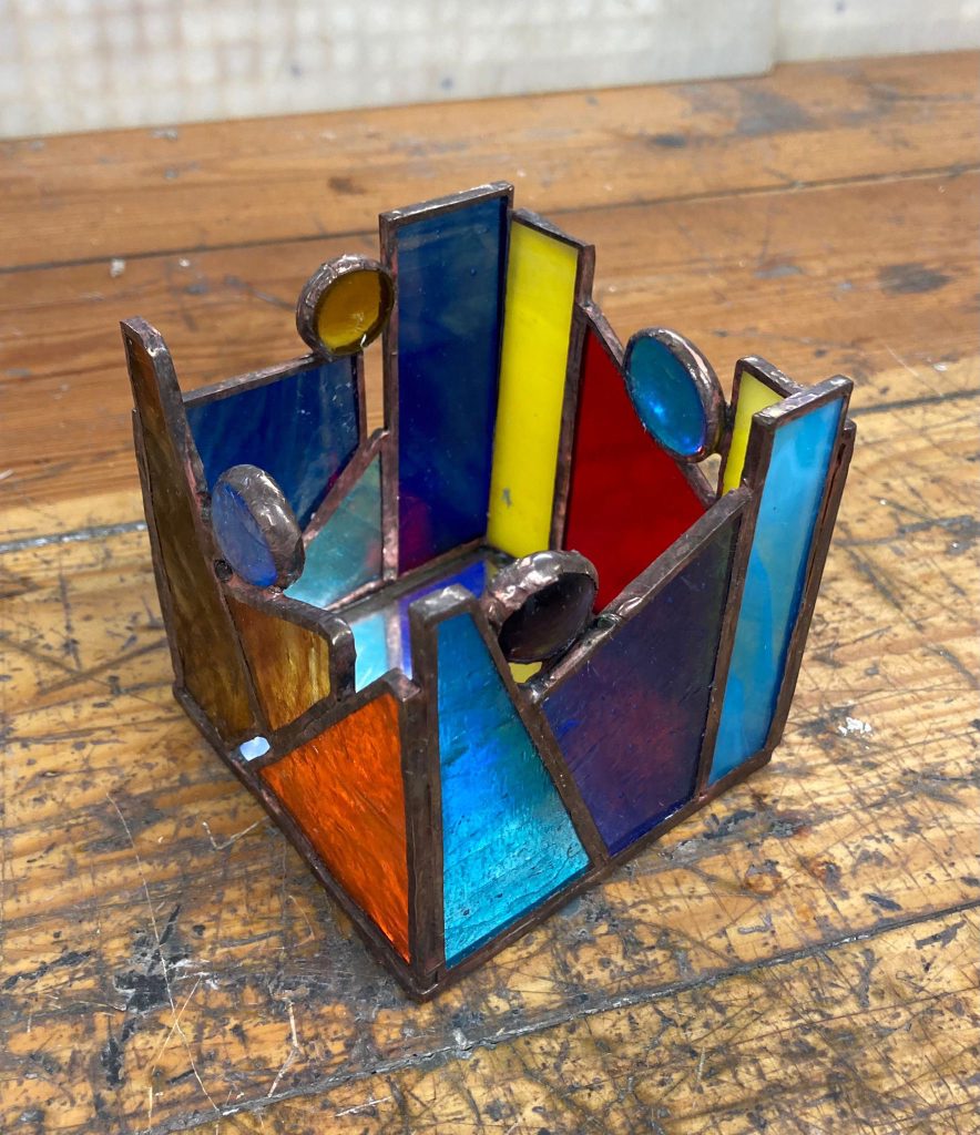 Stained glass tealight holder flower pink