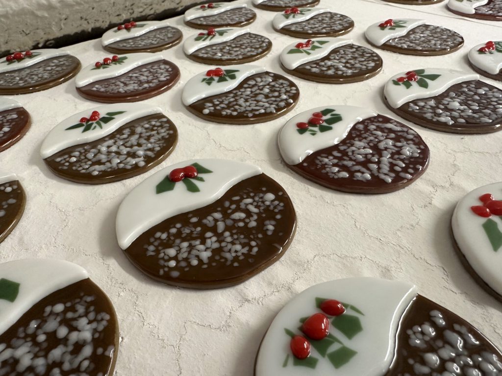 student-fused-glass-christmas-discs-kiln-mold-2