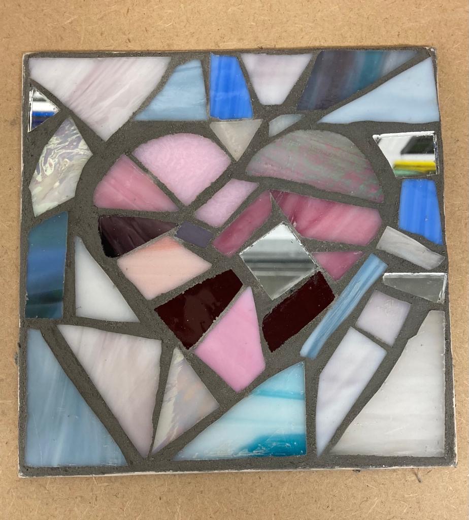 Student mosaic heart blue pink